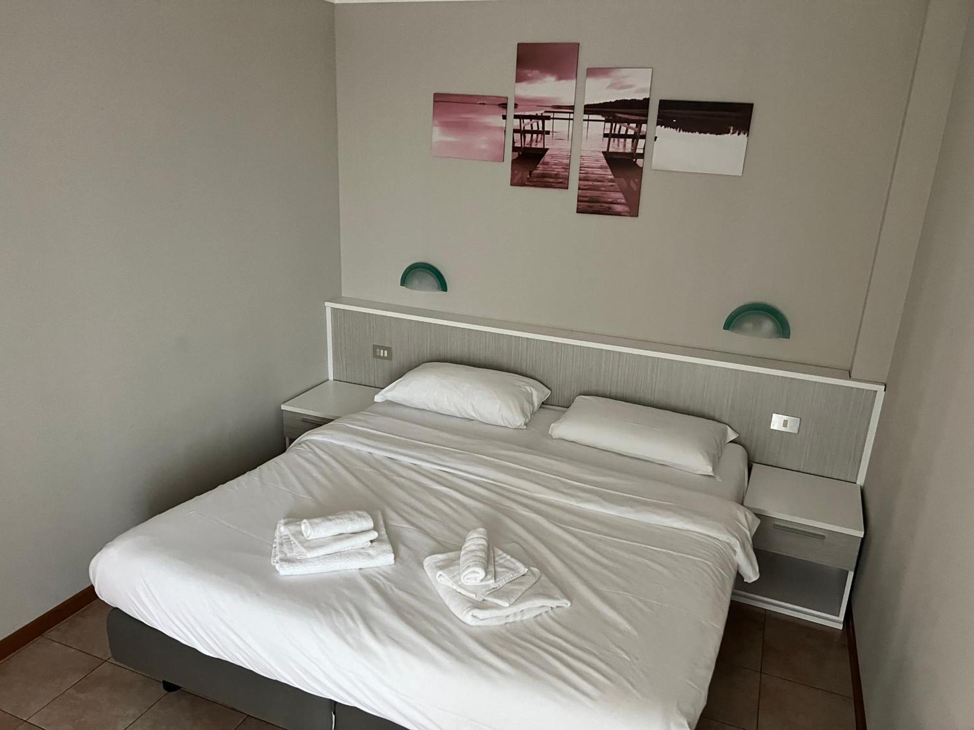 Hotel Lydia กราโด ภายนอก รูปภาพ