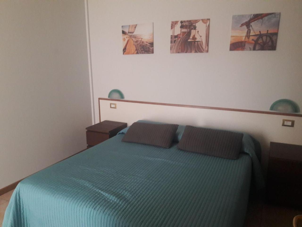 Hotel Lydia กราโด ภายนอก รูปภาพ